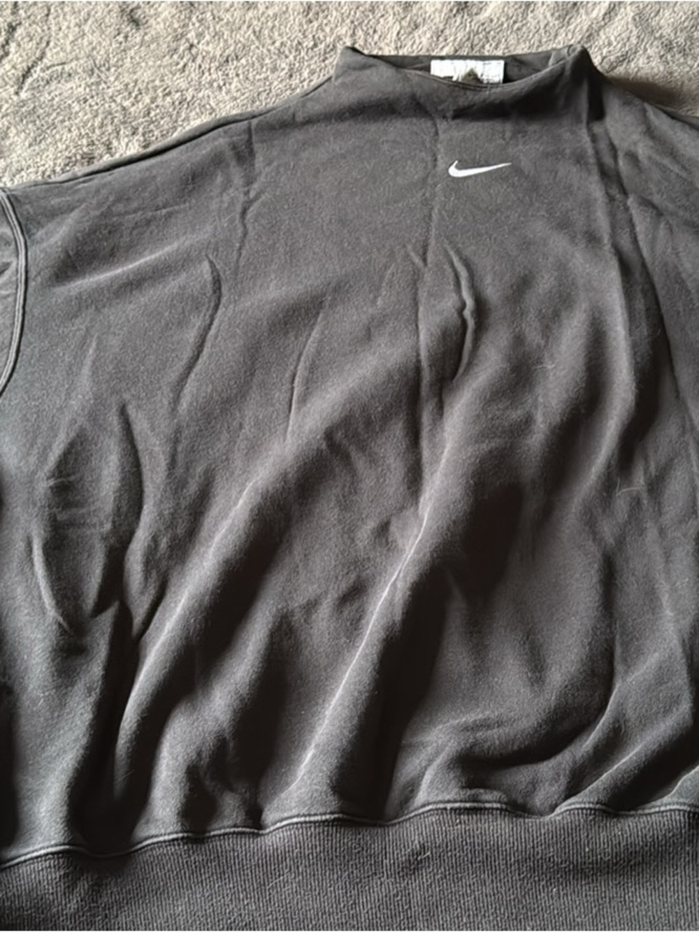 Oversized Nike Women’s Black Crewneck Sweatshirt